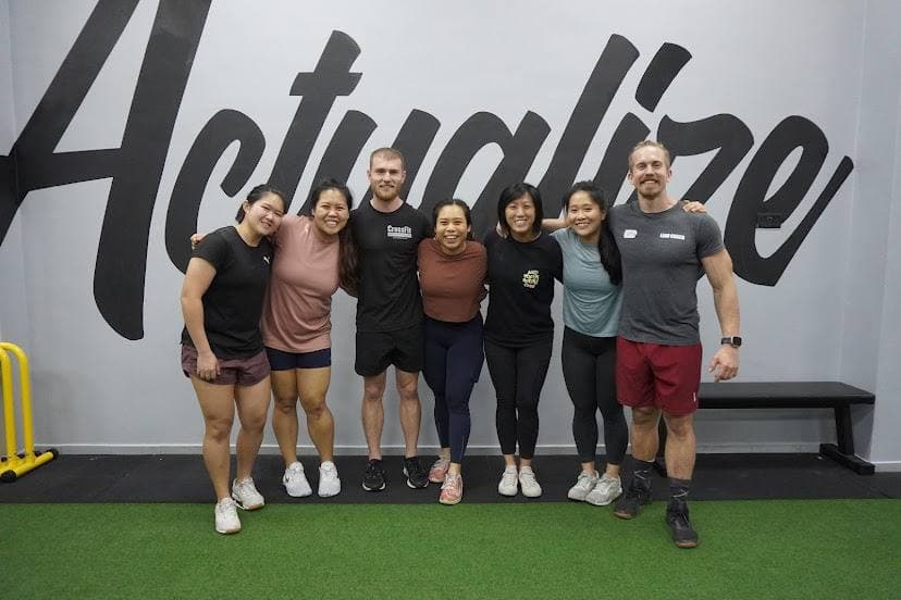 Actualize CrossFit team group photo in Singapore gym