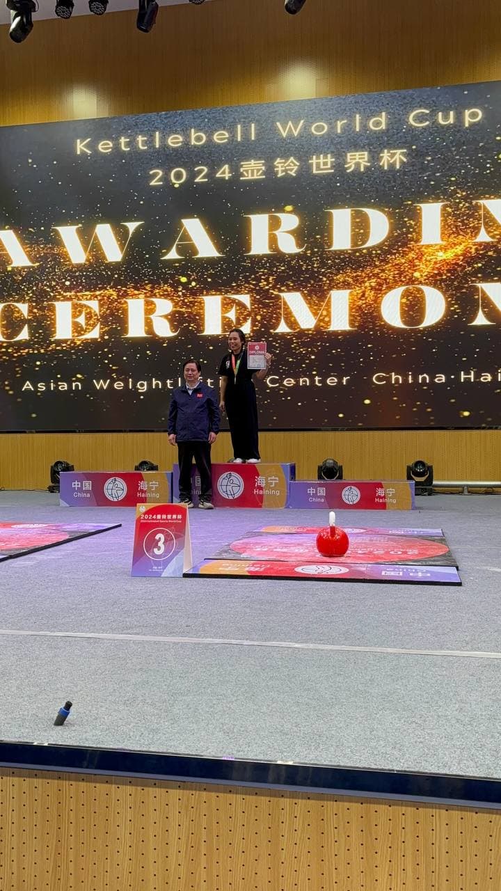 Eugenia Chan at IUKL Kettlebell World Cup 2024 China winning 1st place